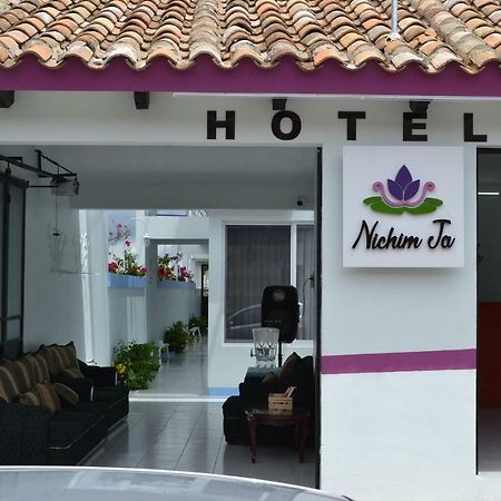 Hotel Nichim Ja 科米坦德多明格斯 外观 照片