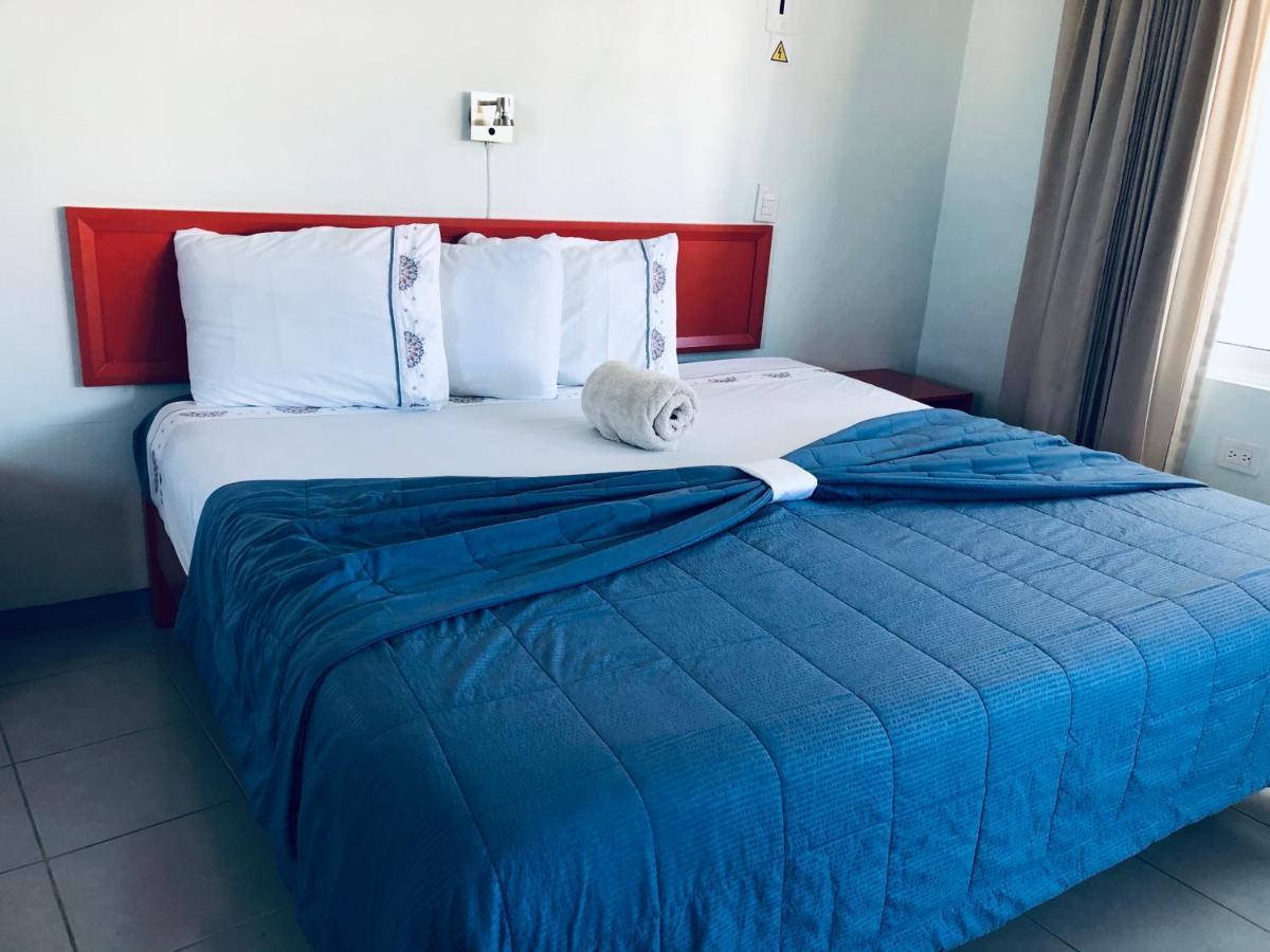 Hotel Nichim Ja 科米坦德多明格斯 外观 照片